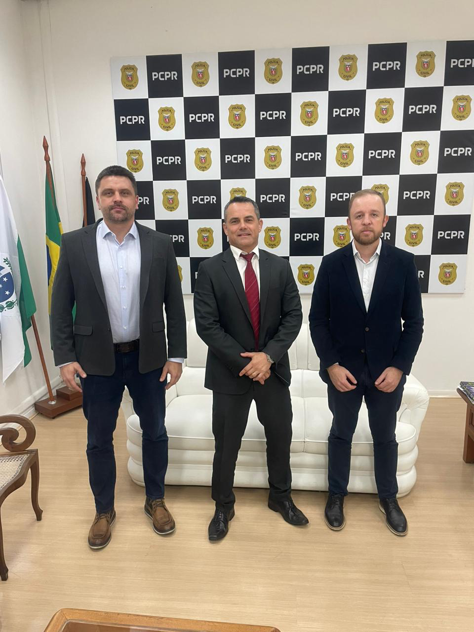 Daniel Romanowski, Alan Flore, Delegado da Polícia Civil do Paraná e Chefe da Divisão Estadual de Combate à Corrupção e Rafael Halila.