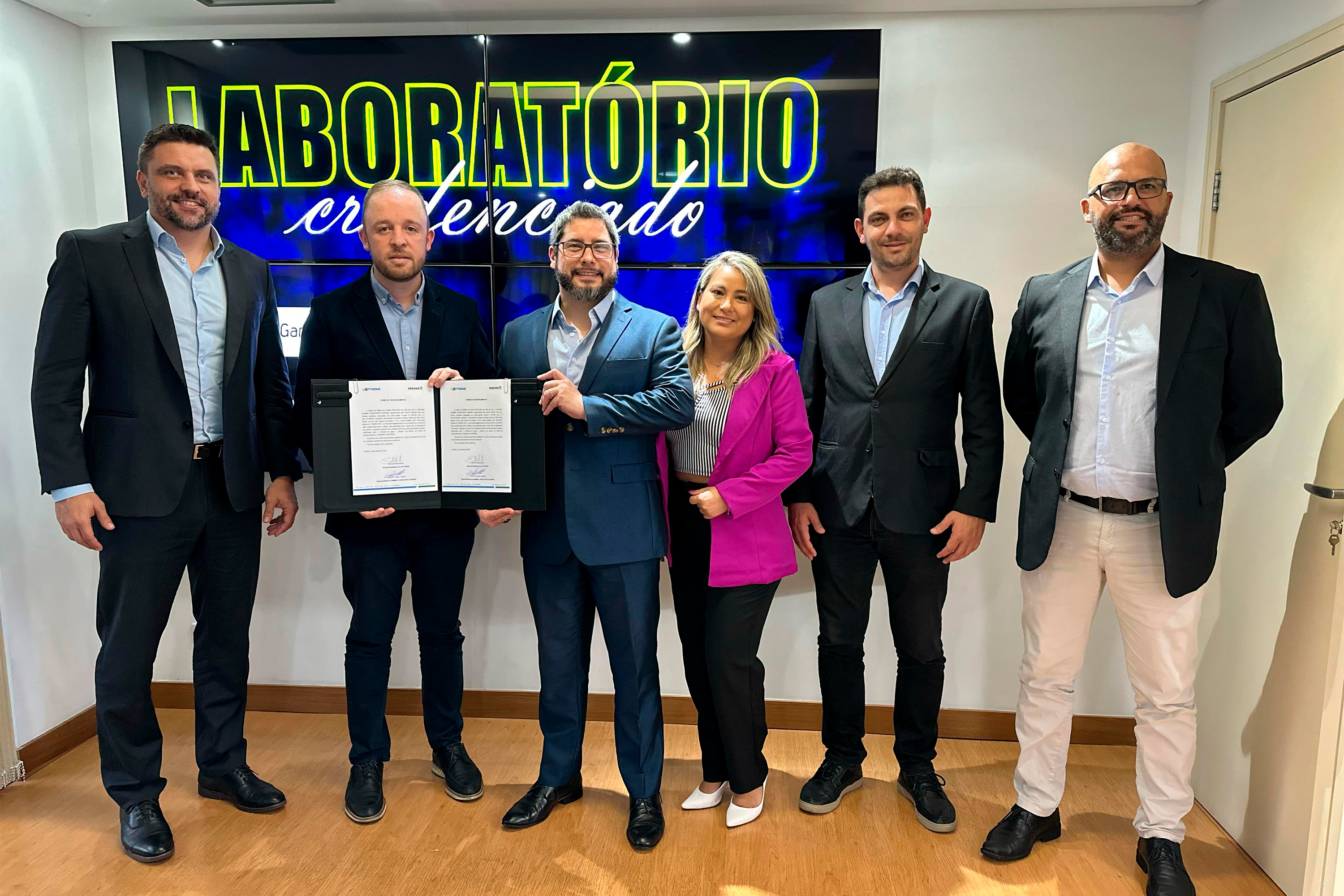 Lottopar homologa mais um laboratório de testes e certificação para o mercado lotérico paranaense.