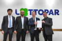 Certificadora do Reino Unido recebe termo de credenciamento em evento na Lottopar.