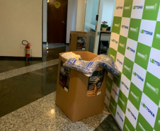 Lottopar participa da Campanha Aquece Paraná 2023 e faz doação de roupas e cobertores
