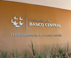 Lottopar reforça compromisso com prevenção a ilícitos em curso internacional