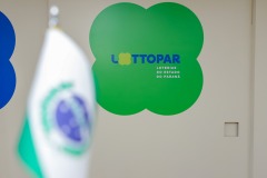 Lottopar ingressa em ação popular visando a preservação da territorialidade e do mercado lotérico