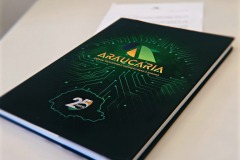 Presidente da Lottopar agradece à Fundação Araucária pelo envio do livro comemorativo de 25 anos