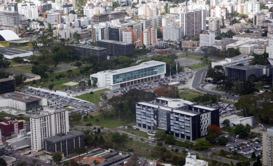 Lottopar publica edital de credenciamento de operadores de apostas