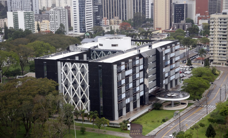 Contratação de plataforma começa a viabilizar estrutura da Loteria do Paraná