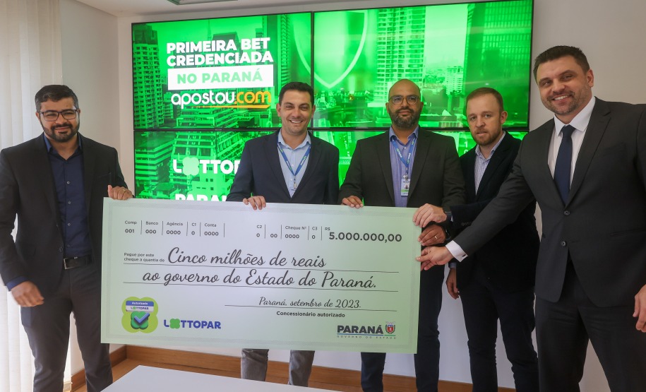 Evento de assinatura de contrato homologando a empresa BETPR_2