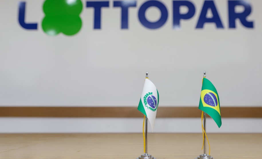 Os sites que oferecem serviços de apostas esportivas e que não estão autorizados a operar no Paraná e nem pela União começaram a ser notificados extrajudicialmente pela Lottopar.