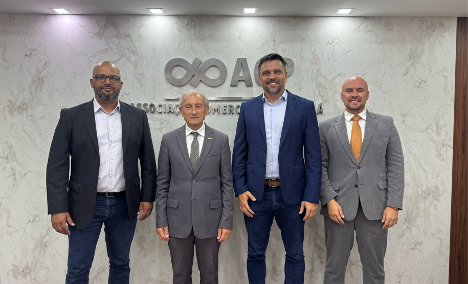 Associação Comercial do Paraná