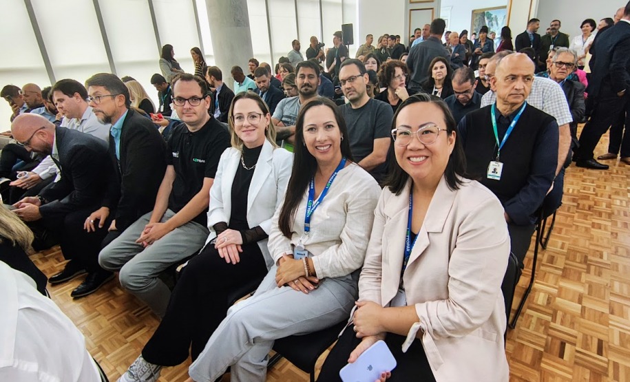 Servidores da Lottopar participam do lançamento de programa estadual de capacitação